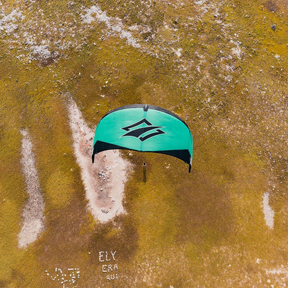  Naish 2025 Pivot Freeride Kite - 25% Off